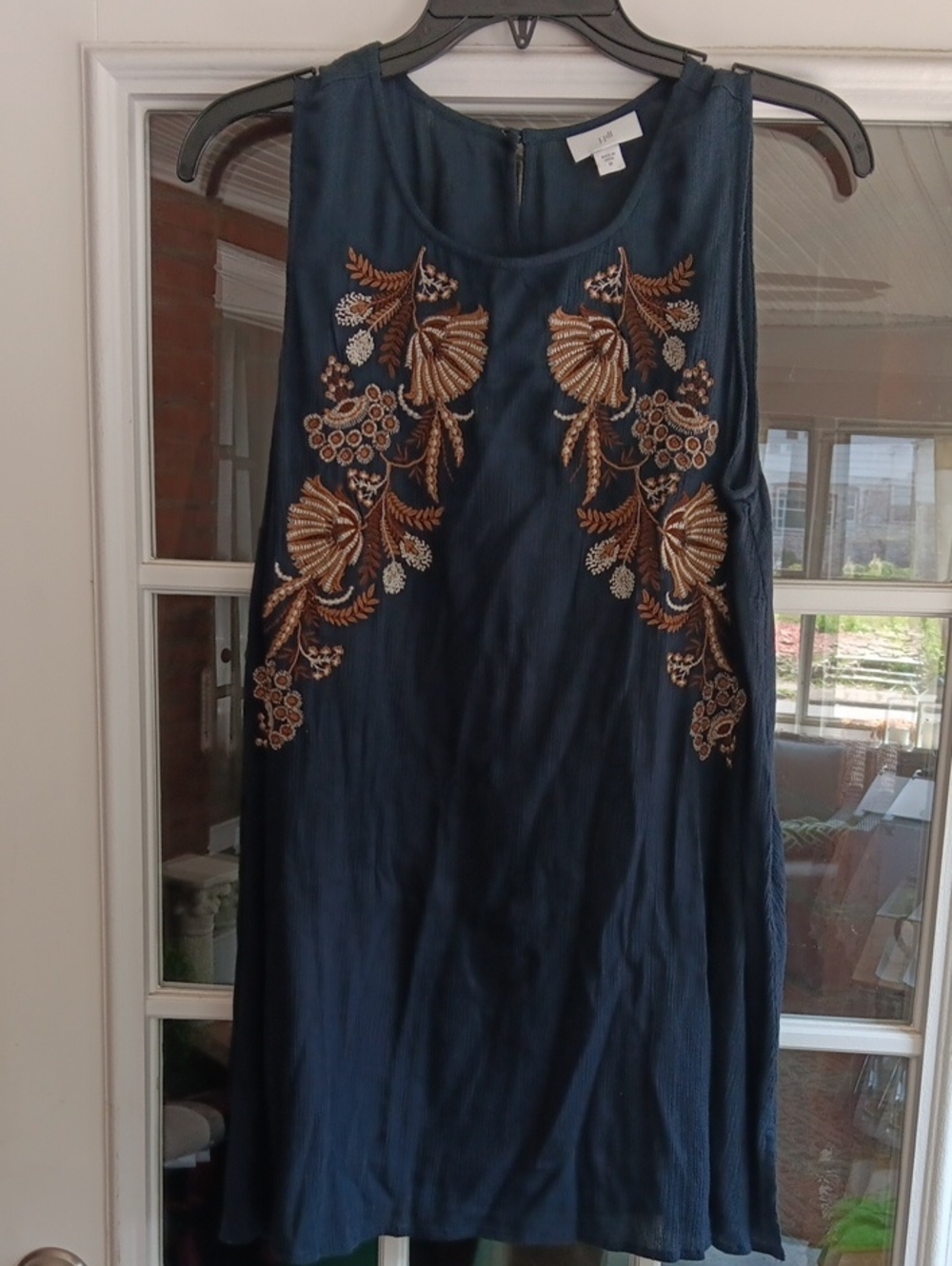 J. Jill Navy Blue Embroidered Sleeveless Tank Top Medium